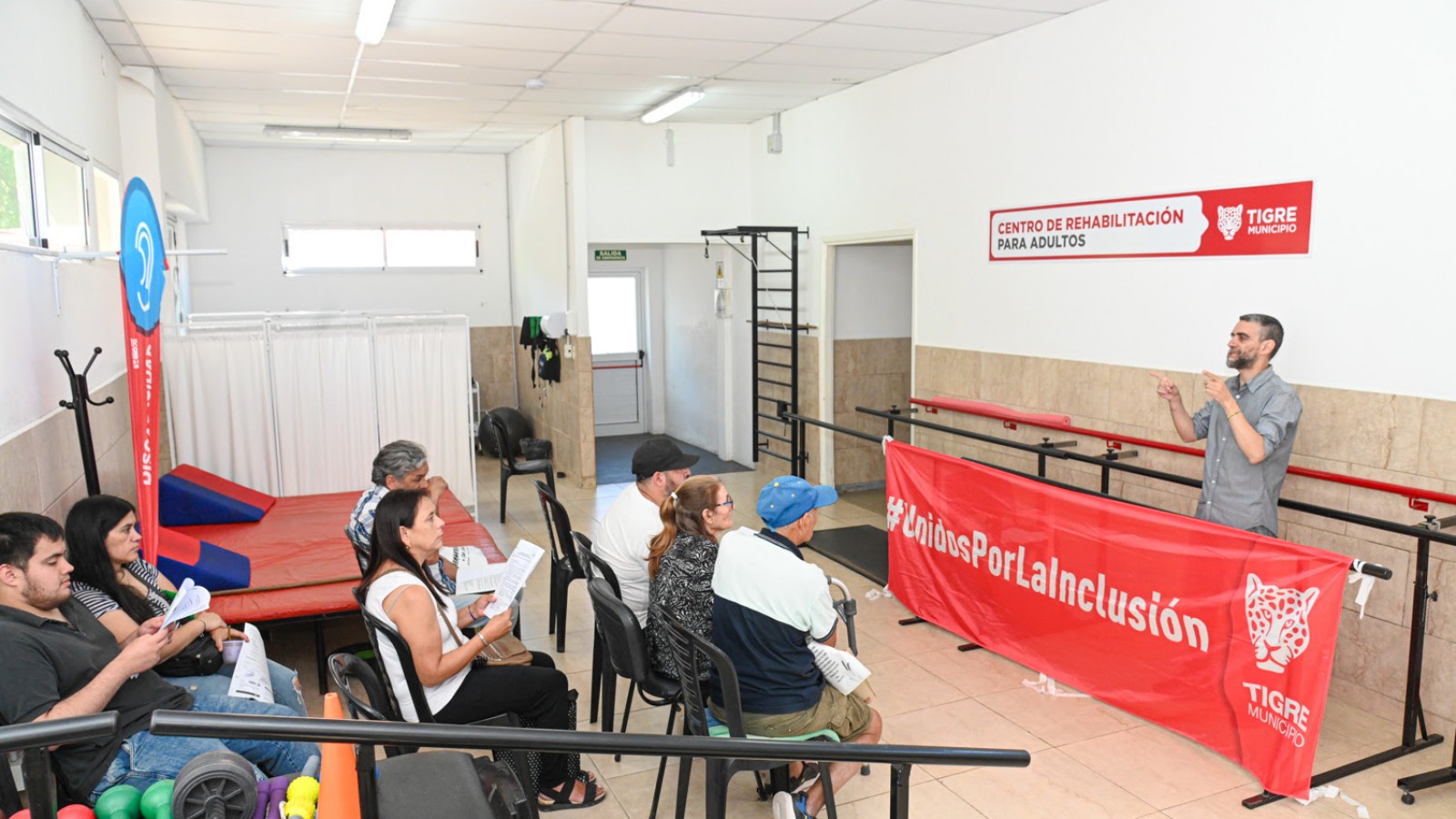 En Tigre centro, el Municipio realizó una nueva entrega de materiales ortopédicos