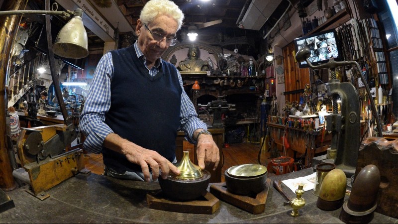 El Mercado de Oportunidades suma otra atracción: el domingo se exhibirá el Cáliz de la Paz que se le entregará al Papa en el Vaticano