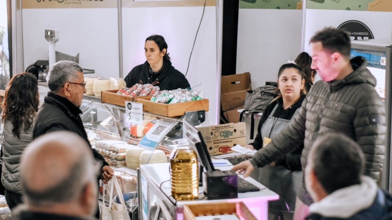 Finde en Escobar: Mercado de Oportunidades Navideño con shows de Topa y Sin Miedo, Mauricio Dayub y Alma Bohemia