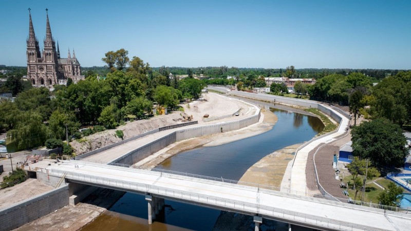 Infraestructura: Kicillof inauguró el nuevo Puente Gogna sobre el Río Luján