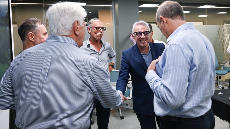 Con la presencia del intendente Julio Zamora, la Asociación Vecinal Nordelta (AVN) realizó el brindis de cierre del 2025