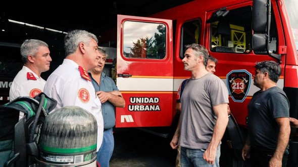 Achával inauguró el nuevo destacamento de Bomberos en Del Viso para mejorar la respuesta ante emergencias