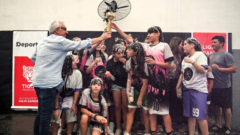 Julio Zamora acompañó el cierre de la Liga de Fútbol Infantil del Municipio de Tigre