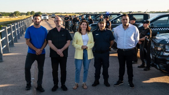 Mariel Fernández presentó móviles para la Guardia Urbana municipal