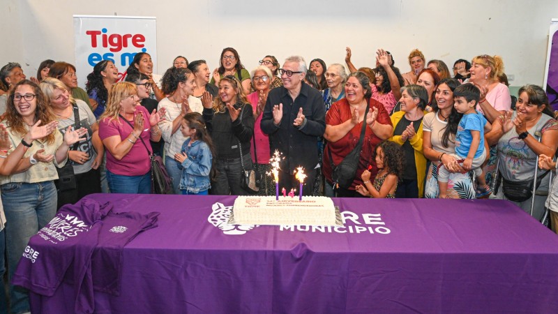 Julio Zamora a vecinas de Tigre: "Hay problemáticas de género que aún persisten y debemos seguir trabajando con mucho compromiso"