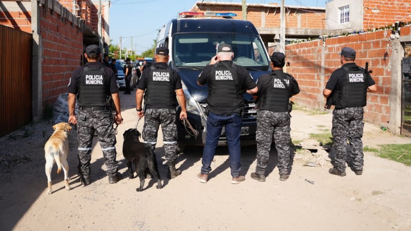 Savio: 950 dosis de cocaína secuestradas y dos detenidos gracias a una denuncia anónima recibida en el 0800 municipal