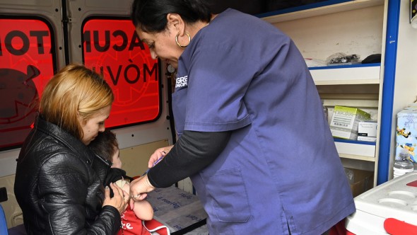 En el 2025, el vacunatorio móvil del Municipio de Tigre aplicó más de 8.400 dosis a vecinos de todo el distrito