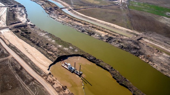 Katopodis: "El desarrollo ocurre con más inversión, trabajo y obra pública"