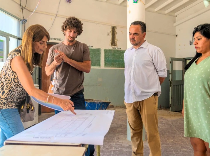 Juan Andreotti recorrió obras de las 7 escuelas que renueva el Municipio de San Fernando