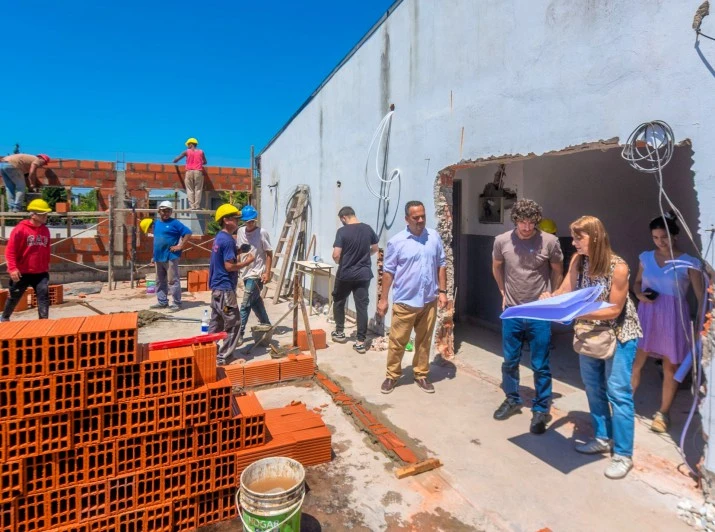 Juan Andreotti recorrió obras de las 7 escuelas que renueva el Municipio de San Fernando
