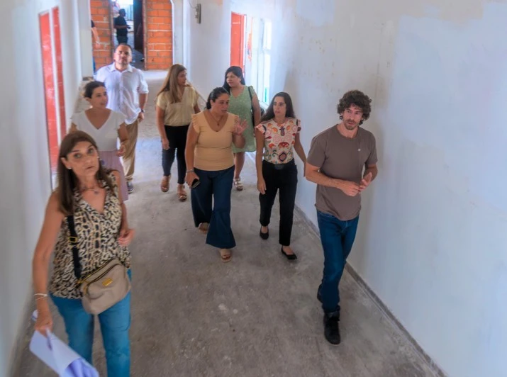 Juan Andreotti recorrió obras de las 7 escuelas que renueva el Municipio de San Fernando