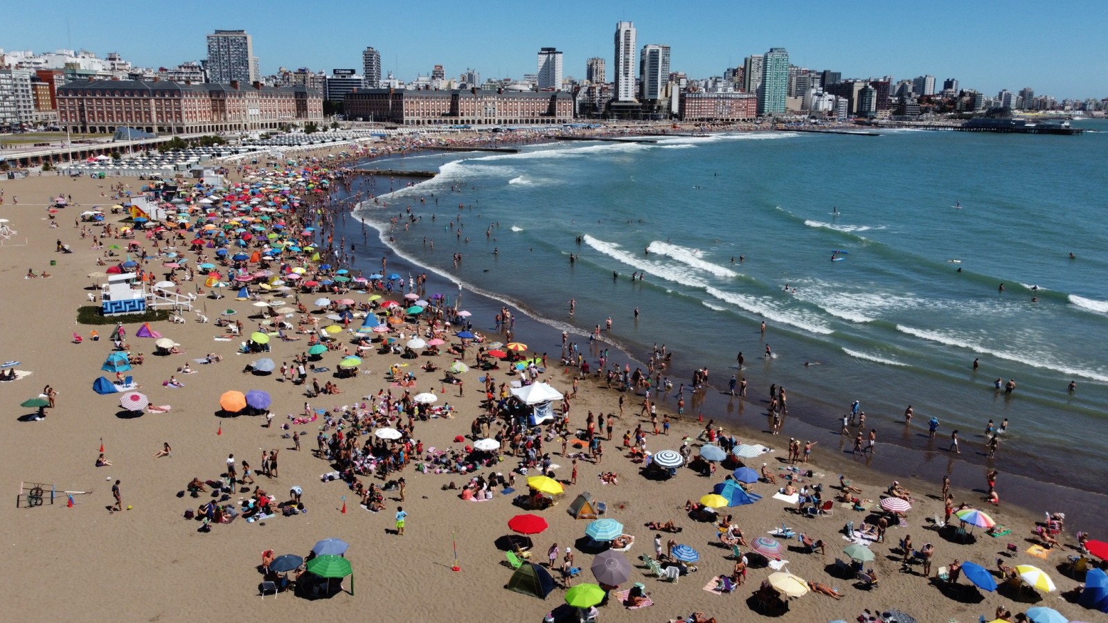 Inicio de temporada con buenas expectativas: el turismo arrancó enero con altos niveles de ocupación en todo el país