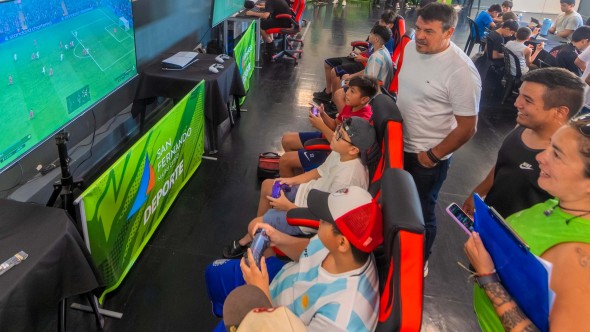 Los Polideportivos de San Fernando tienen nuevos talleres de Gaming y DJ en el verano
