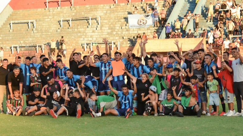 Atlético Escobar hizo historia y está en las finales del Regional Amateur