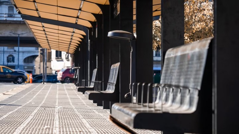 Más de 15 líneas de colectivos del AMBA están de paro por falta de pago de salarios