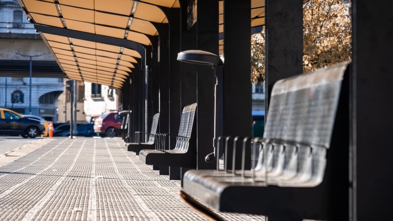 Más de 15 líneas de colectivos del AMBA están de paro por falta de pago de salarios