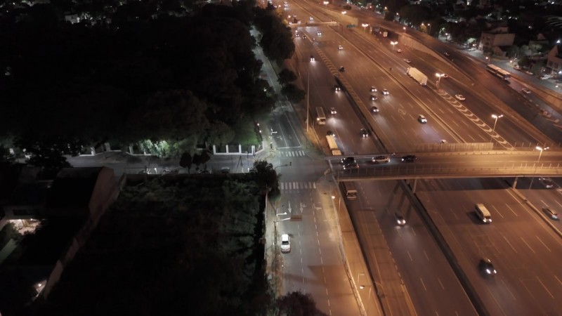 Vicente López finalizó la instalación de más de 500 luminarias LED en las colectoras de Panamericana y General Paz