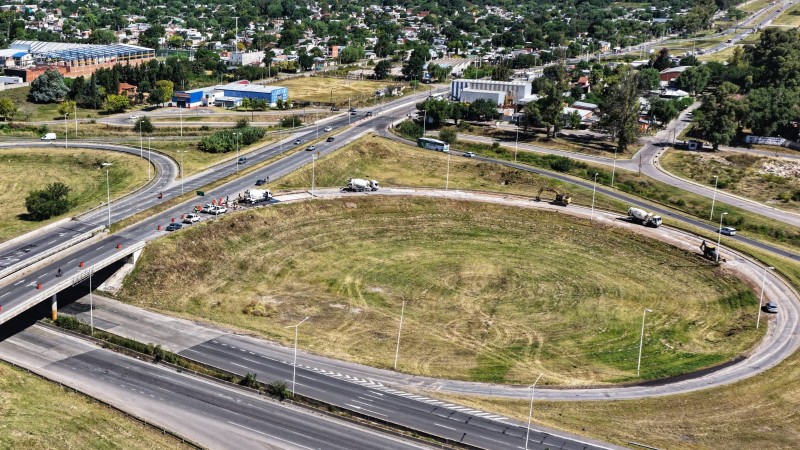 El Municipio de Campana junto a Tenaris empezaron la reconstrucción del "rulo" de Ruta 6 a la Ruta 9