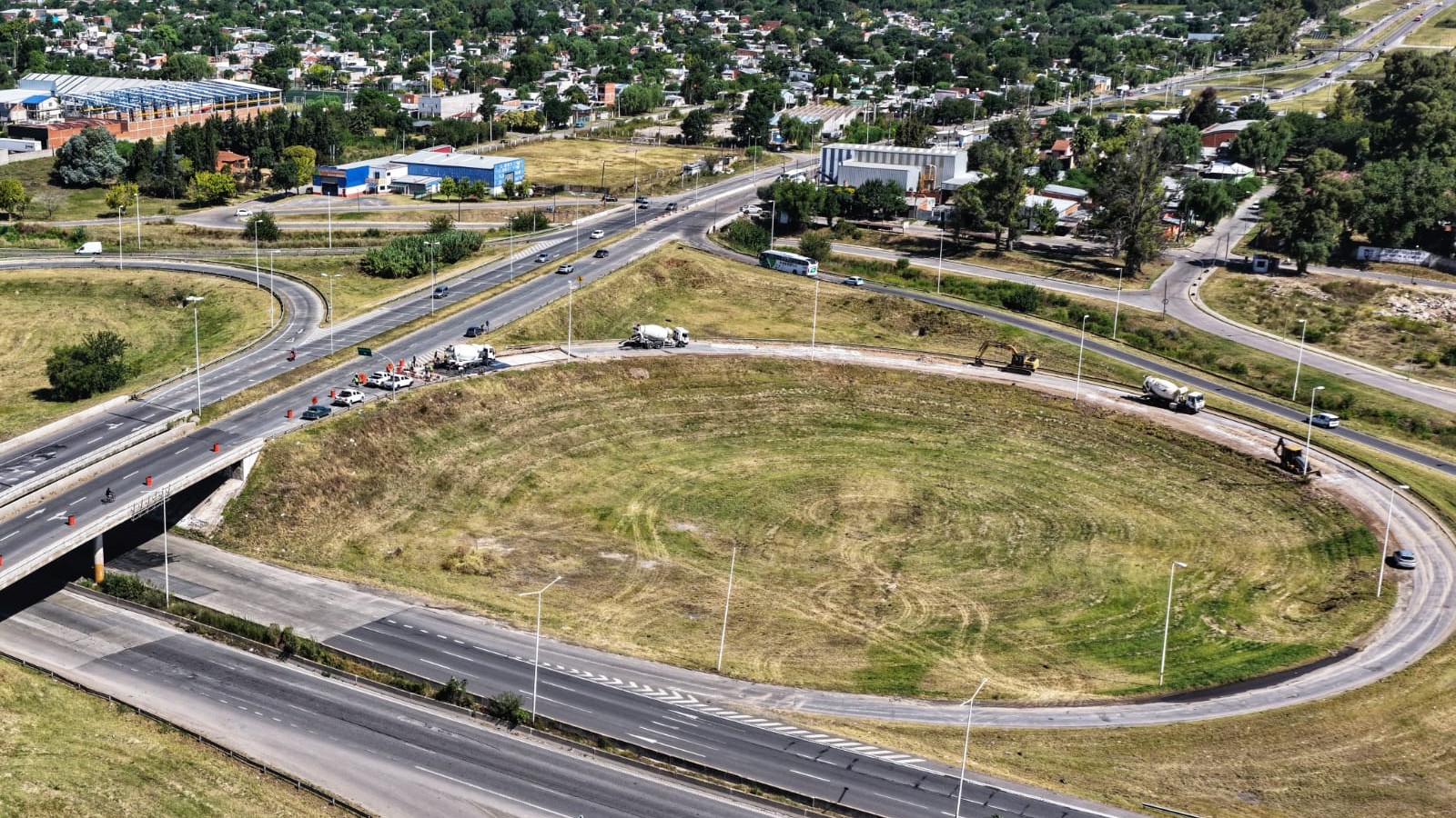 El Municipio de Campana junto a Tenaris empezaron la reconstrucción del "rulo" de Ruta 6 a la Ruta 9