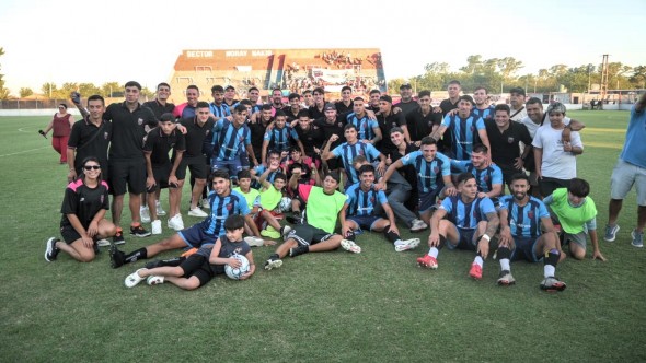 Atlético Escobar hizo historia: campeón regional y a un paso del ascenso al Federal A