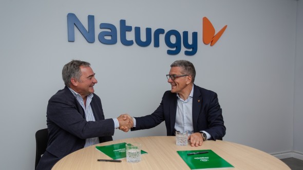 Naturgy firma convenios con municipalidades para evitar accidentes en la red de gas