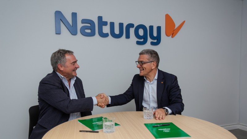 Naturgy firma convenios con municipalidades para evitar accidentes en la red de gas