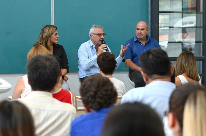 En el CUT, Julio Zamora encabezó el Encuentro Estratégico de Educación del Municipio de Tigre