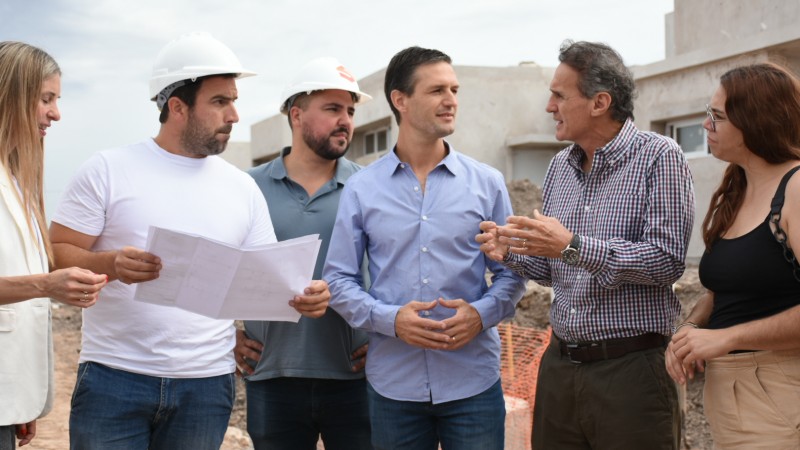 Gabriel Katopodis recorrió obras de infraestructura urbana en San Vicente