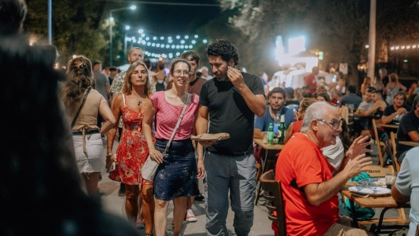 Loma Verde se prepara para su primera Peatonal de Verano