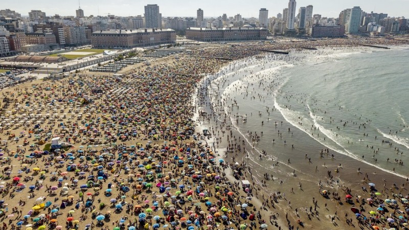 Carnaval 2026 récord: viajaron 3 millones de turistas y el impacto económico superó el billón de pesos