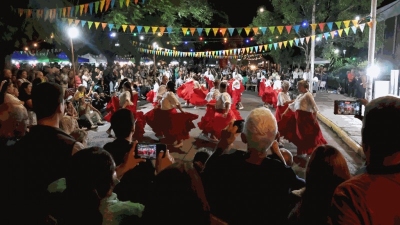 Las Peñas del Carnaval impulsaron el turismo, la cultura y la economía local en Baradero