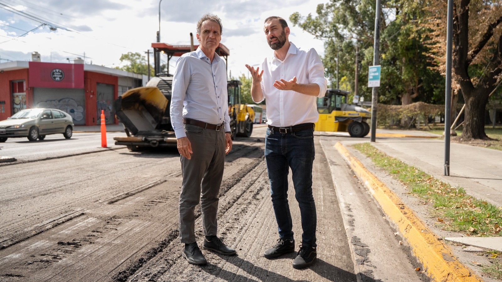 Hurlingham: Selci y Katopodis recorrieron el inicio de las obras de repavimentación de la Av. Vergara