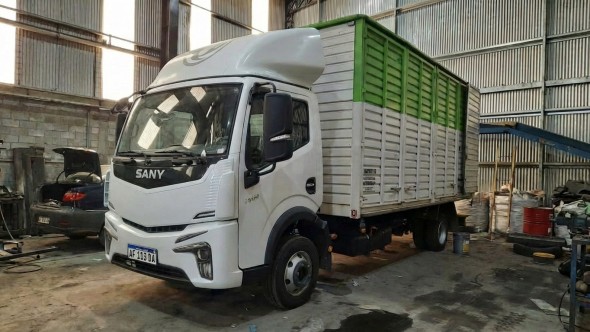 La cooperativa Creando Conciencia de Tigre incorporará un camión eléctrico Dongfeng para modernizar la gestión de residuos