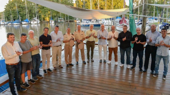 San Isidro lanza su primer campeonato náutico con más de 400 navegantes