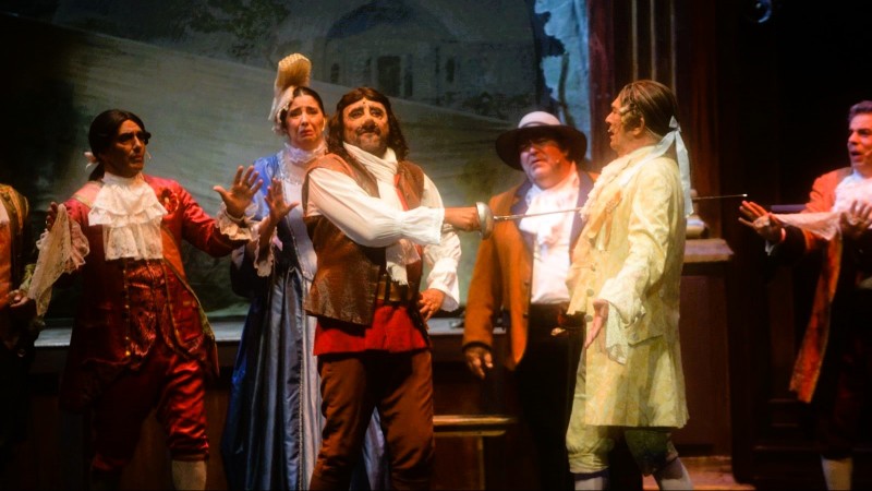 Una despedida multitudinaria para "Cyrano", con el Puma Goity, en el Anfiteatro del Parque Centenario