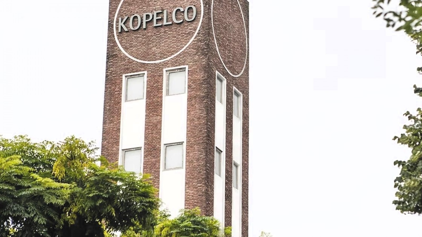 Crisis industrial: la empresa de preservativos Tulipán redujo más del 60% de su personal por la caída del consumo