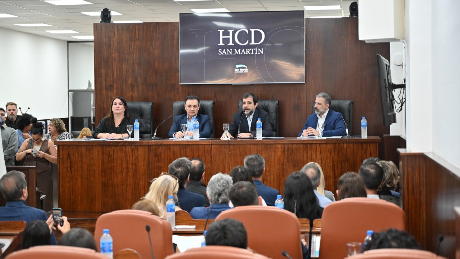 Fernando Moreira inauguró el 142° período de sesiones ordinarias en San Martín con un fuerte eje en la protección social, en un contexto nacional complejo