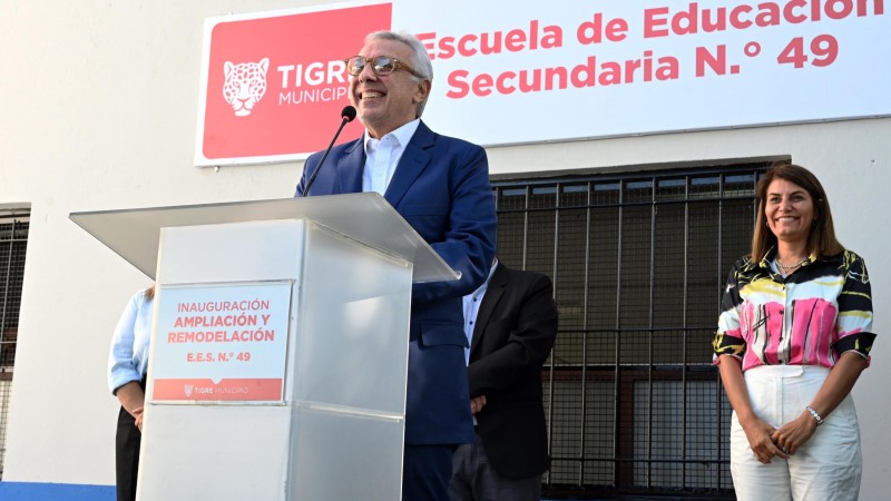 Junto a la comunidad educativa, Julio Zamora inauguró el nuevo edificio de la Escuela Secundaria N°49 en El Talar