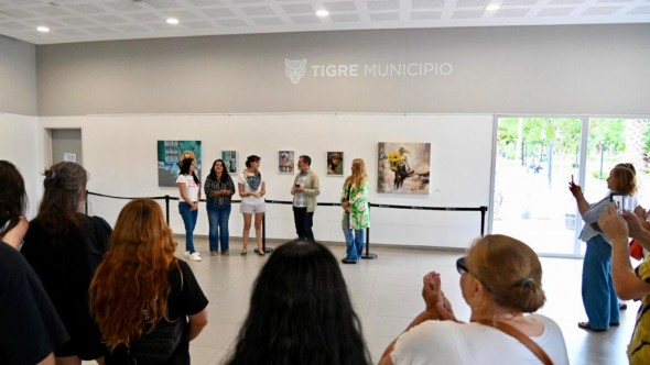 En el marco del Mes de la Mujer, el Municipio de Tigre inauguró la muestra "Ánimos Femeninos" de Victoria Villahoz