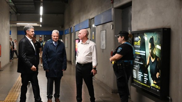 Fuerte operativo de saturación en el subte: la Ciudad desplegó 1.000 policías en estaciones y vagones para reforzar la seguridad