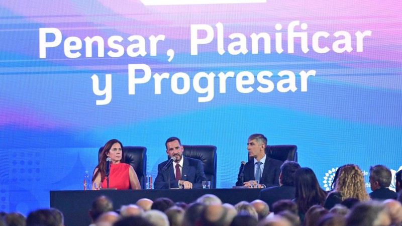 Ariel Sujarchuk anunció más de 40 acciones de gobierno y ratificó su compromiso en eliminar microbasurales: "Tendremos mano firme para perseguir a los que contaminan"