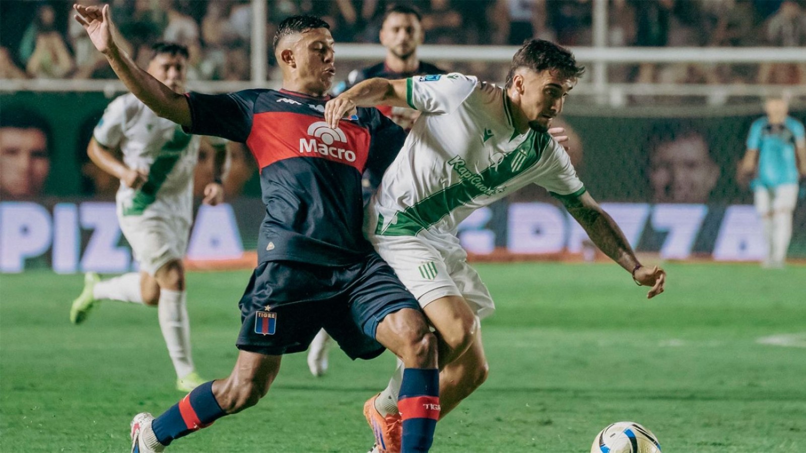 Tigre cayó ante Banfield y se aleja de la zona de clasificación del Torneo Apertura