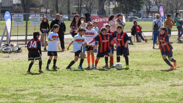 Deportes: cupos abiertos para sumarse a la Liga Municipal de Fútbol Femenino 2026
