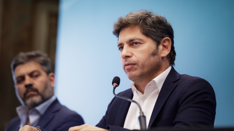 Kicillof: "La Provincia y los municipios no les vamos a dar la espalda a los bonaerenses que sufren necesidades"