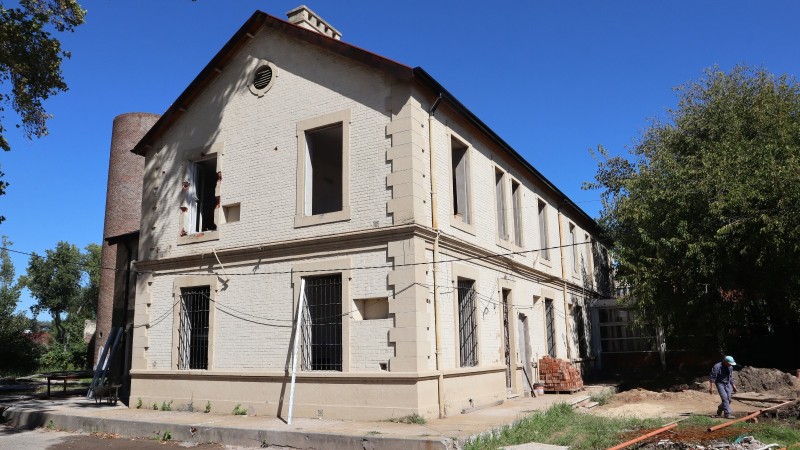 Avanza la obra del primer Polo Educativo Tecnológico de Campana