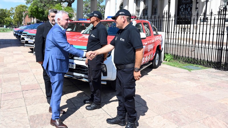 Tigre aumenta su seguridad: Julio Zamora encabezó la entrega de 25 móviles para el COT