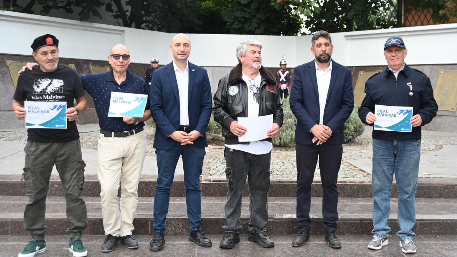 Acto por Malvinas en Escobar: emoción y un nuevo viaje a las islas de los Veteranos gracias a un programa municipal