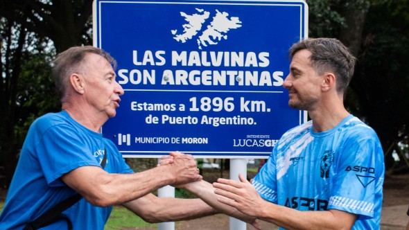 Morón homenajeó a veteranos y caídos de Malvinas: acto, bicicleteada y fuerte mensaje de Lucas Ghi