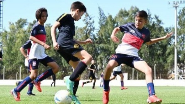 Agenda deportiva en Luján: fútbol, infantiles, femenino y AFA este fin de semana