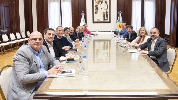 Kicillof se reunió con autoridades pastorales evangélicas